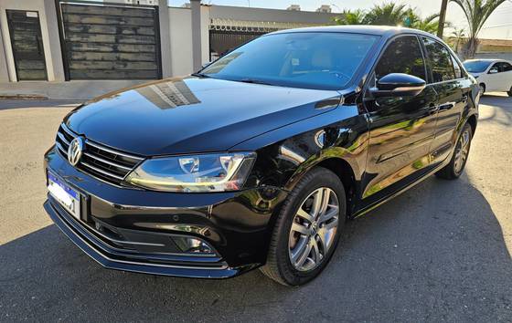 VOLKSWAGEN JETTA 1.4 16V TSI COMFORTLINE GASOLINA 4P TIPTRONIC VOLKSWAGEN JETTA 1.4 16V TSI COMFORTLINE GASOLINA 4P TIPTRONIC
